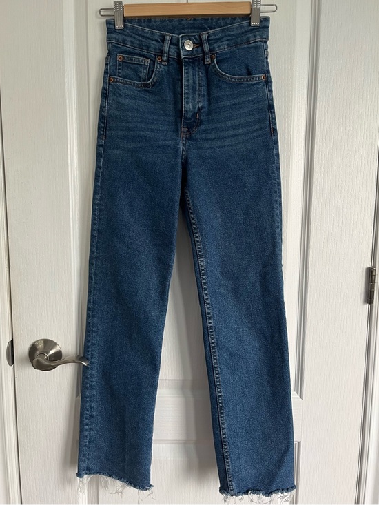 H&M Denim - H&M Women's Dark Blue Straight-Leg Jeans with Raw Hem Look